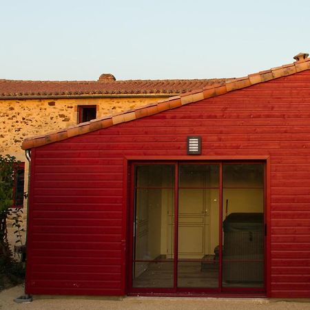 Le Puy Carmin - Chambre d'hôtes avec jacuzzi Bazoges-en-Paillers Exterior foto