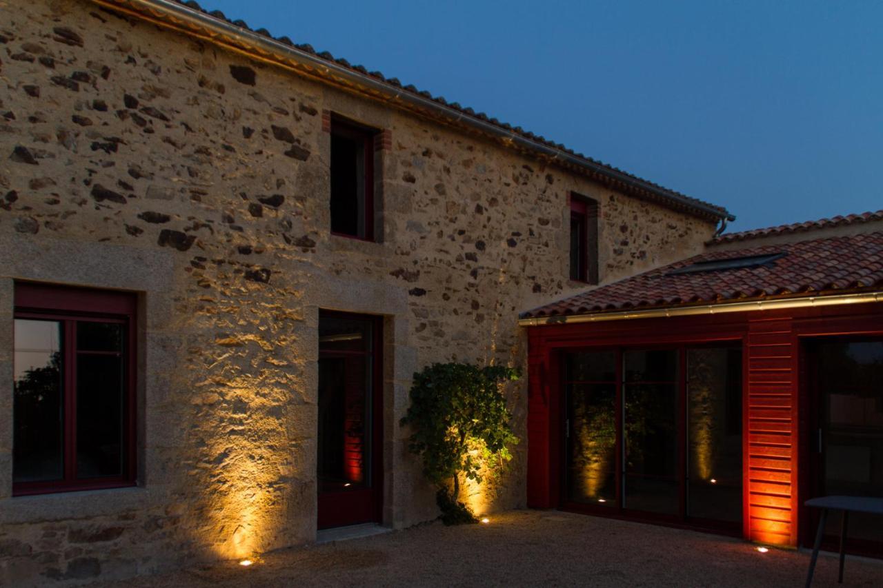 Le Puy Carmin - Chambre d'hôtes avec jacuzzi Bazoges-en-Paillers Exterior foto